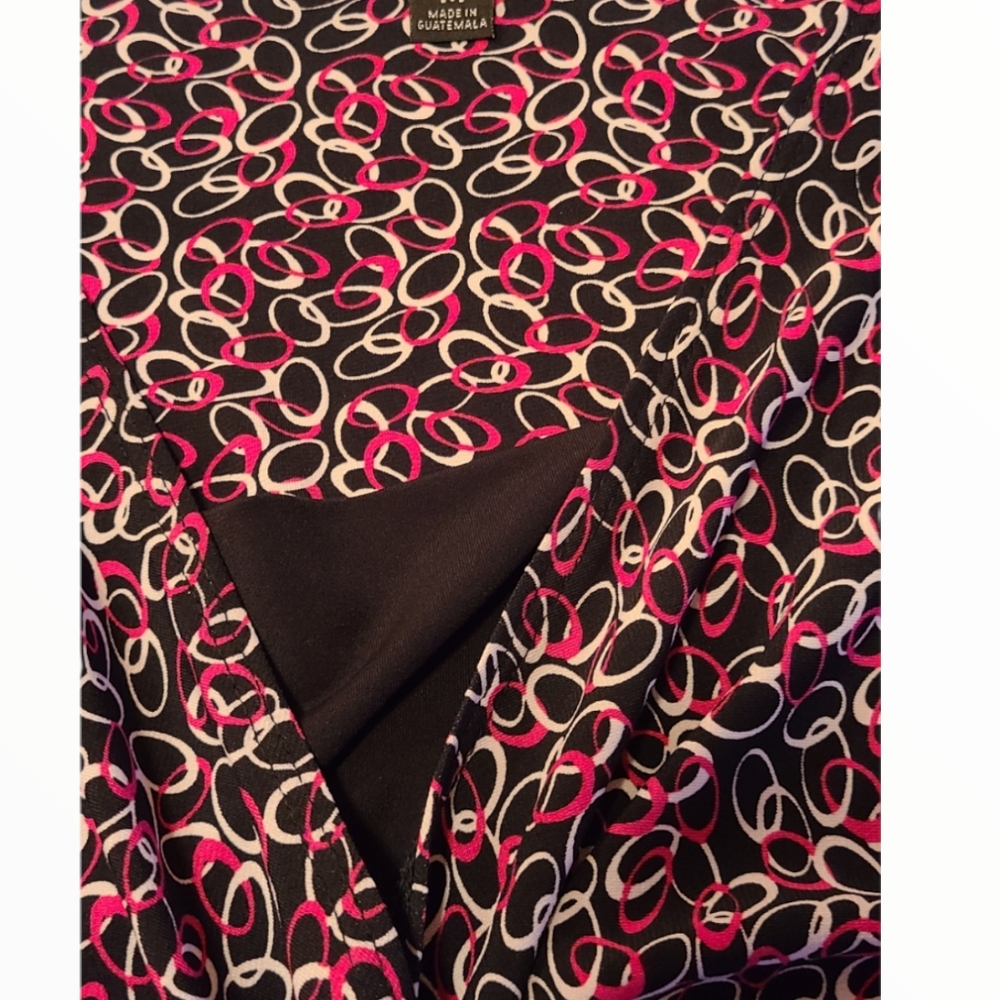 Briggs New York Woman's Sleeveless top size M - Picture 6 of 8